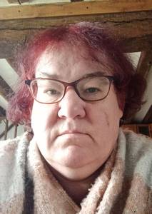 Femme célibataire 50 ans à Caen