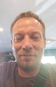 Tu veux prendre contact? célibataire 46 ans