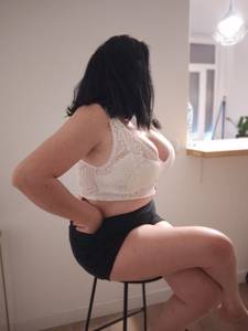 Plan cul avec femme  coquine à plan-cul-lyon-st-exupery-airport