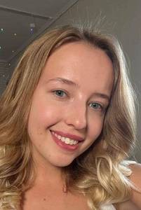 Femme célibataire 30 ans à Versailles