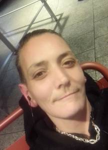 Petite coquine  de 47ans à plan-cul-paulnay