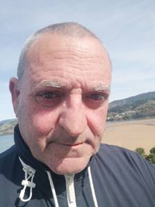 Tu veux prendre contact? célibataire 45 ans