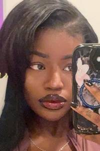 Photo femme 0