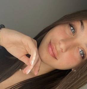 Laura, femme coquine de 22 ans - Meurthe et Moselle