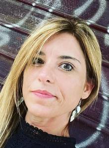 Femme célibataire 48 ans à Paris-11e