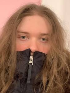 Plurte, femme coquine de 21 ans - Jura