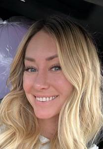 Femme coquine blonde super chaude 