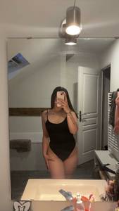 Femme coquine  de 19ans à plan-cul-villandry