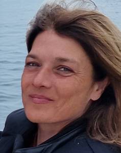 Femme célibataire 50 ans à Toulon