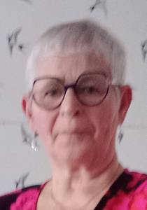 Femme célibataire 67 ans à Arras