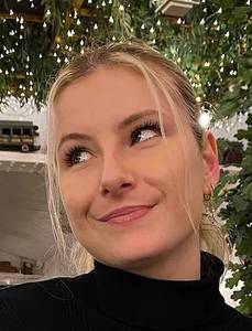 Petite coquine   à plan-cul-vitry-aux-loges