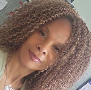 Femme célibataire 49 ans à Nanterre
