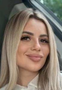 Femme célibataire 33 ans à Nice