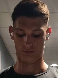 célibataire 19 ans