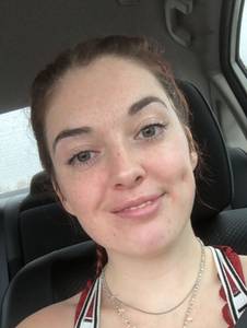 Femme célibataire 21 ans à Evry