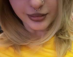 Karinaokk, femme coquine de 24 ans - ?�d?