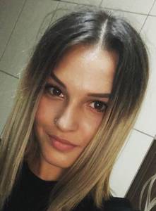 Femme célibataire 28 ans à Lyon