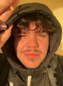 Tu veux prendre contact? célibataire 21 ans