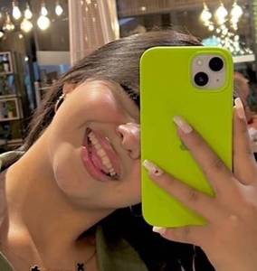 Femme célibataire 20 ans à Troyes