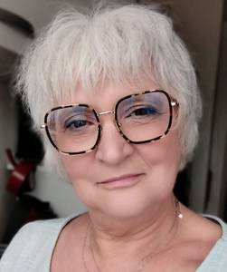 Femme célibataire 61 ans à Paris-6e