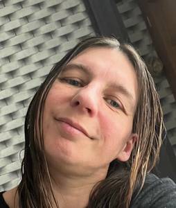 Femme célibataire 45 ans à Clermont-Ferrand
