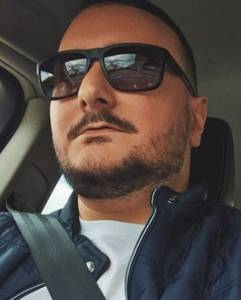 Casey rencontre avec Casey