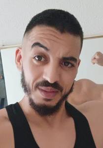 célibataire 18 ans