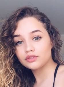 Leslieduval66, femme coquine de 18 ans - Bouches-du-Rhne