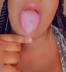 Femme célibataire 31 ans à Pau