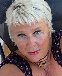 Femme célibataire 56 ans à Lille