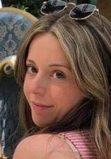 Femme célibataire 23 ans à Perigneux