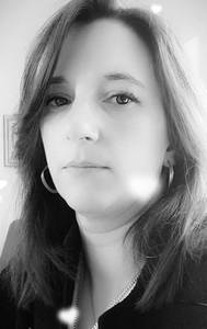 Petite coquine  super chaude à plan-cul-estrablin