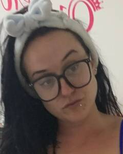 Femme célibataire 22 ans à Perigueux