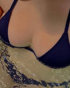 Jadou, femme coquine de 19 ans - Maine-et-Loire