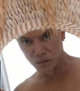 célibataire de Nouméa