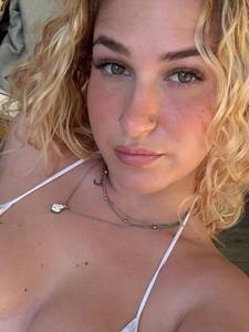 Mila1300, femme coquine de 23 ans - Bouches-du-Rh�ne