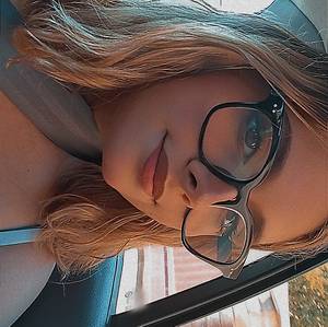 Je cherche rien de serieux . Je ne veut pas au dela de 26 ans