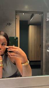 Chivase, femme coquine de 20 ans - Gironde