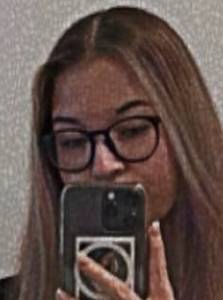 Femme célibataire 27 ans à Versailles
