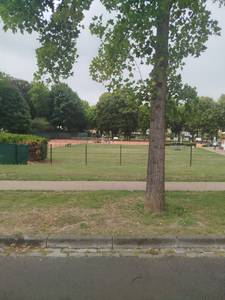 Femme célibataire 35 ans à Reims