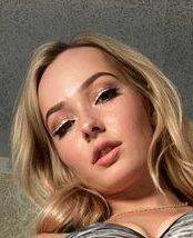 Femme célibataire 24 ans à Clermont-Ferrand