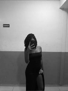 Petite coquine  de 26ans à plan-cul-voveix