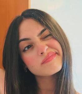 Femme célibataire 21 ans à Dijon