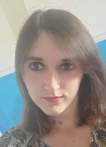 Femme célibataire 32 ans à Arras