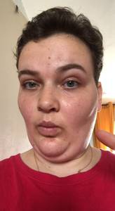 Femme célibataire 24 ans à Angers