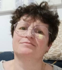 Femme célibataire 54 ans à Nantes