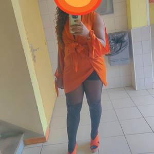 Saveur des les,  attitude de feu ?
Mlange explosif : Hati x Guyane ?  
Trop chaude pour ton feed, trop douce pour ton ego ??. 

Petite Douceur des les ??. Ici QUE pour les Femmes aussi douce et piquante que moi ?? ????