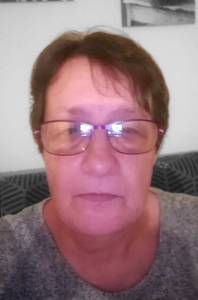 Femme célibataire 68 ans à Nyon