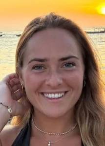Femme célibataire 25 ans à Paris-7e