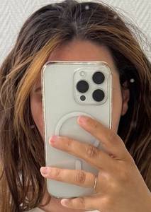 Femme célibataire 33 ans à Paris-17e